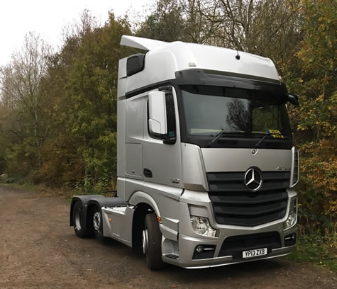 Mercedes benz actros painting